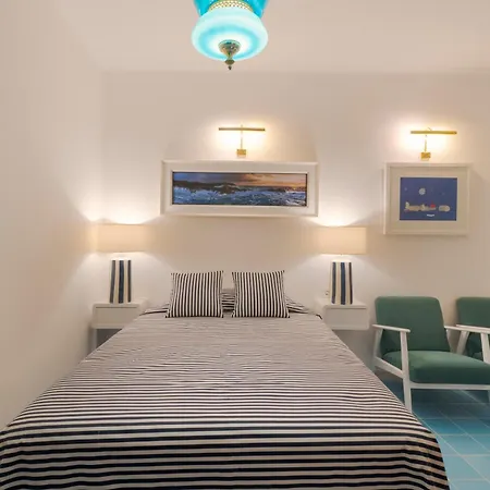 Apartment Sea Front Caleton Estudio