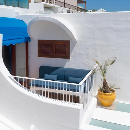 Sea Front Caleton Estudio Apartment Tias