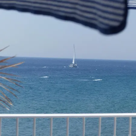 Sea Front Caleton Estudio Apartment Tias